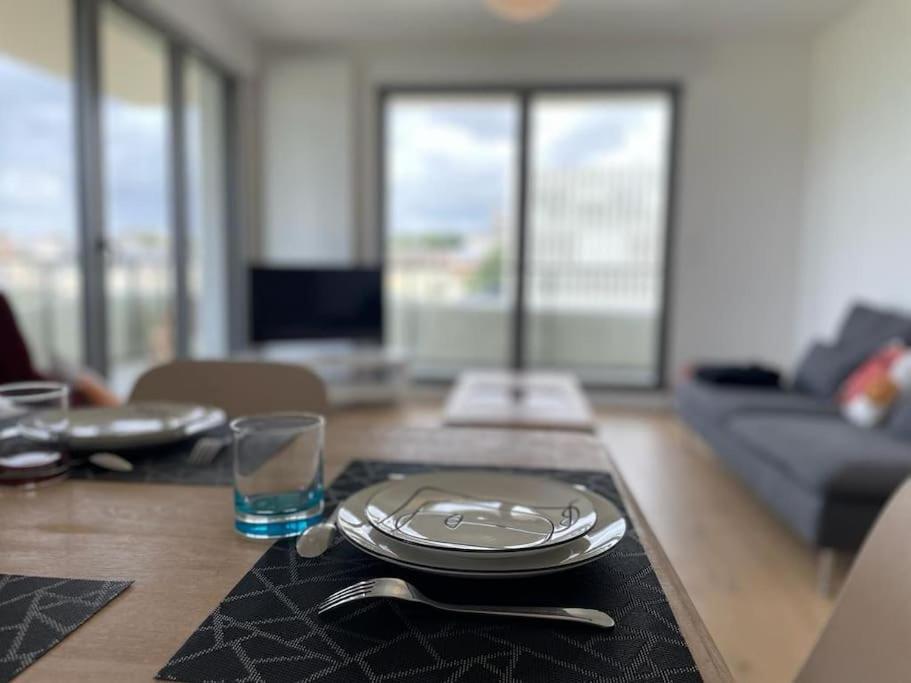 Presqu'Ile, Appartement Neuf Avec Balcon, Salle De Gym Et Parking Caen Esterno foto