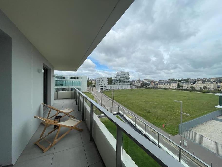 Presqu'Ile, Appartement Neuf Avec Balcon, Salle De Gym Et Parking Caen Esterno foto